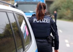 Am Lenkrad In Not Lkw Fahrer In Jena Verunglueckt 04